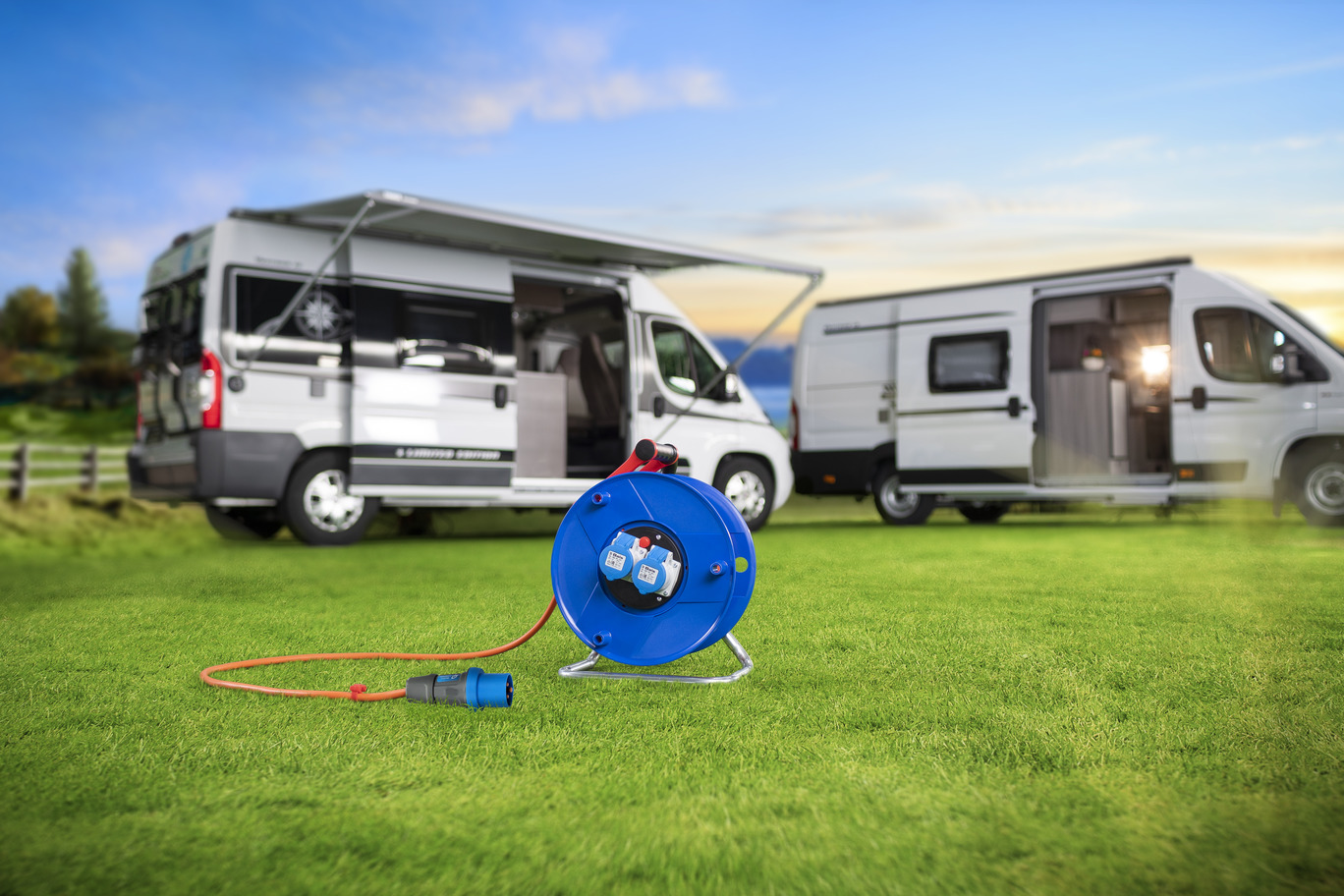 Enrouleur Câble Camping Brennenstuhl 25m CEE - IP44 Orange Pour Extérieur (H07RN-F)