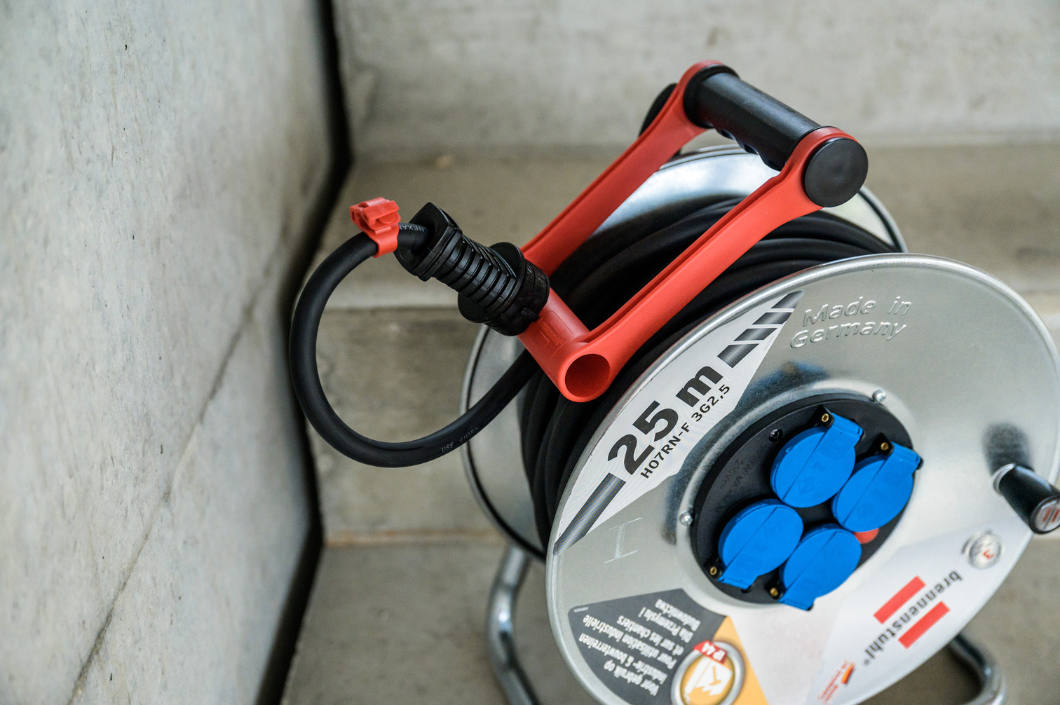 Brennenstuhl Garant S IP44 kabelhaspel 25m - Robuust - Buiten - 3