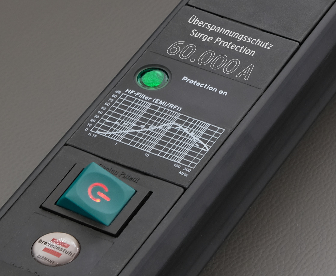 Brennenstuhl 1951160401 Premium-line 60.000a Stekkerdoos Met Overspanningsbeveiliging 6-voudig
